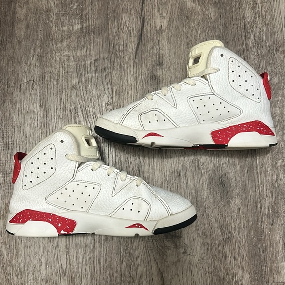 Air Jordan Retro 6 kids white/university red size 13c - Picture 5 of 9